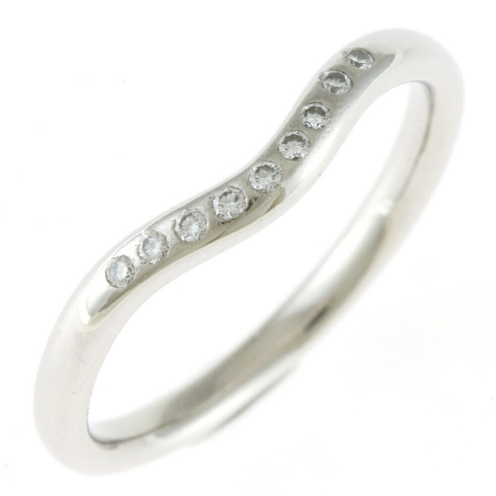 Elegant Silver Wave Ring